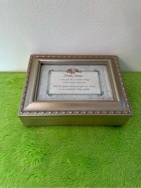 Cottage Garden Dear Nana Music Jewelry Box You Light Up My Life Sankyo